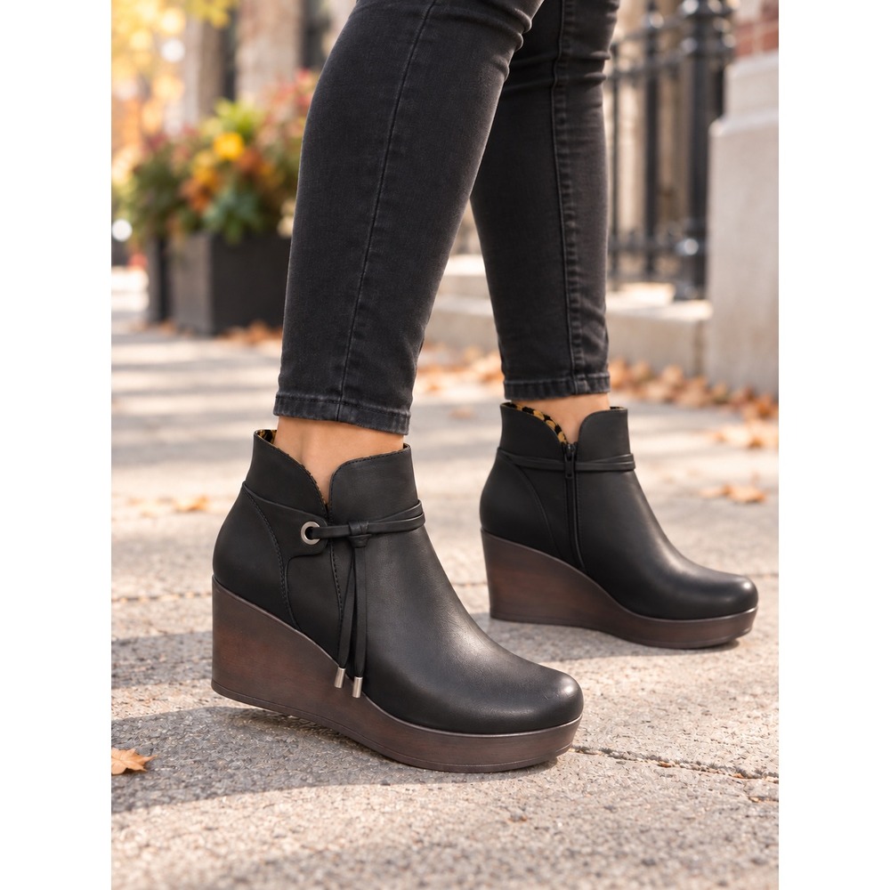 B.O.C. Women Black Faux Leather Wedge Ankle Booties Tassel Zipper Size 10 NEW